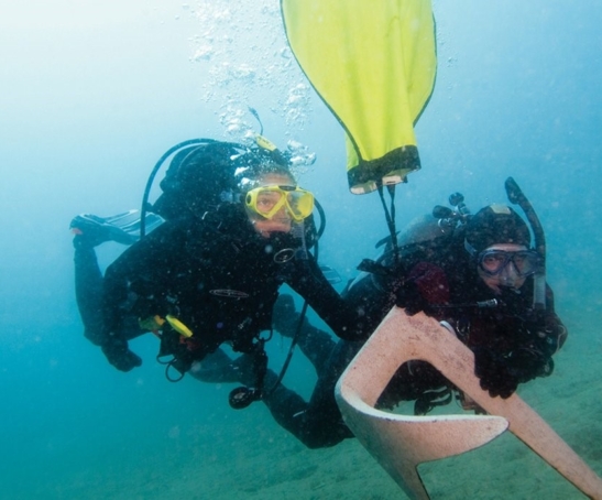 SEARCH AND RECOVERY DIVER